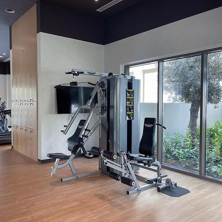 Elegant 4-Bedroom Apartment Perfect For Families In Dubai Creek Harbour Exterior foto