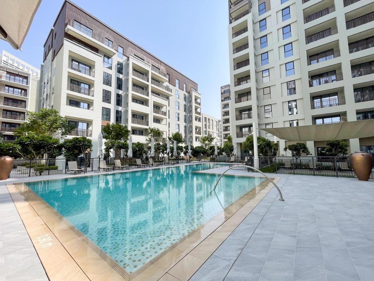 Elegant 4-Bedroom Apartment Perfect For Families In Dubai Creek Harbour Exterior foto