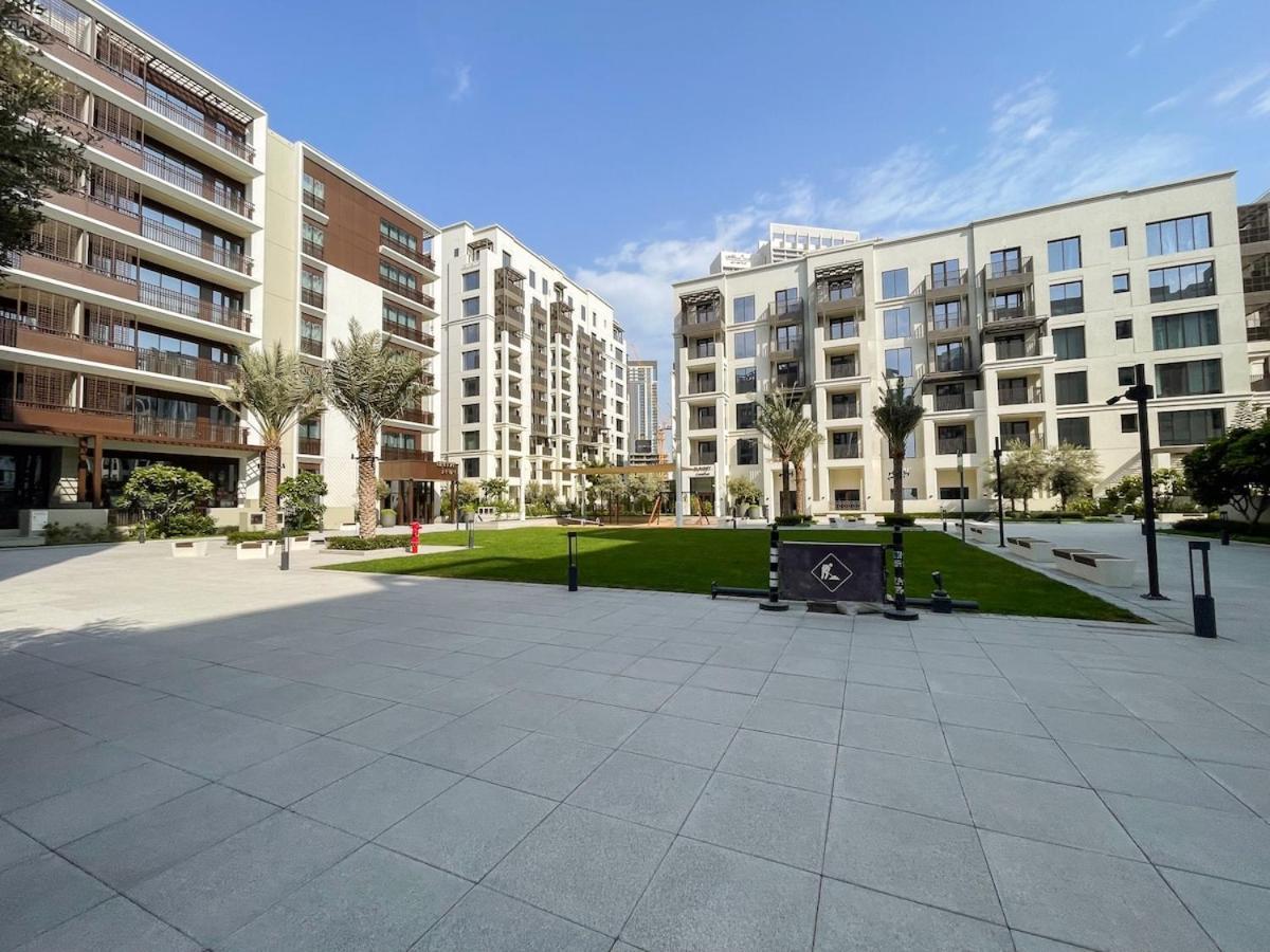 Elegant 4-Bedroom Apartment Perfect For Families In Dubai Creek Harbour Exterior foto