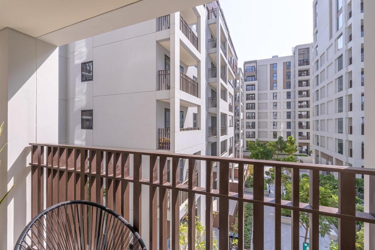 Elegant 4-Bedroom Apartment Perfect For Families In Dubai Creek Harbour Exterior foto
