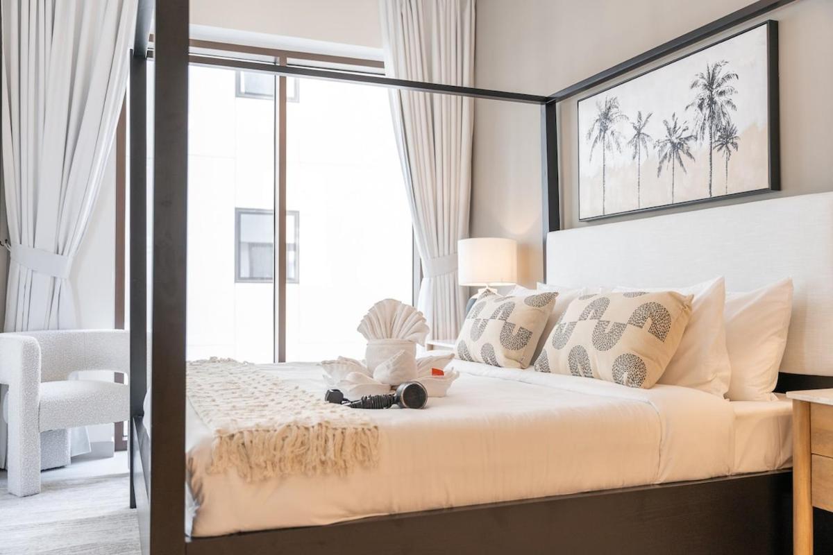 Elegant 4-Bedroom Apartment Perfect For Families In Dubai Creek Harbour Exterior foto