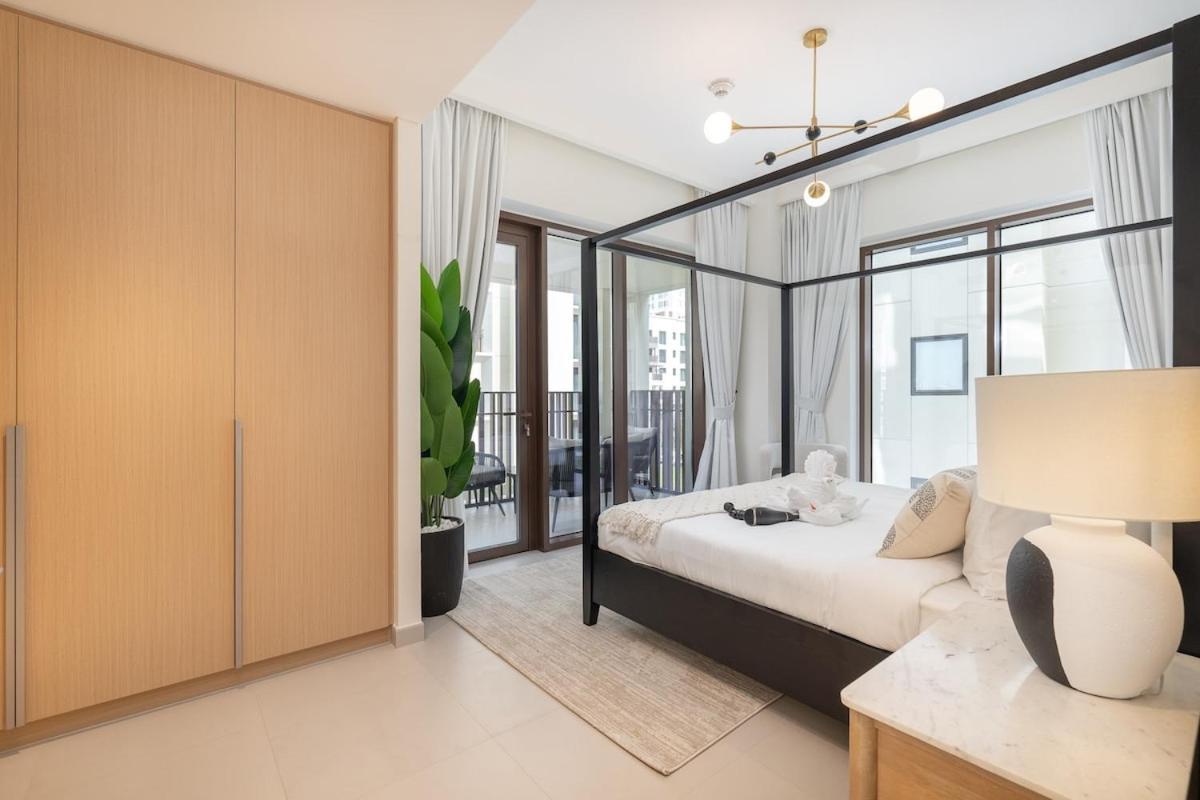 Elegant 4-Bedroom Apartment Perfect For Families In Dubai Creek Harbour Exterior foto