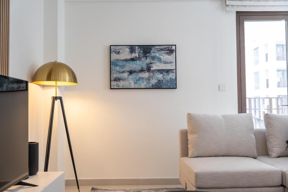 Elegant 4-Bedroom Apartment Perfect For Families In Dubai Creek Harbour Exterior foto